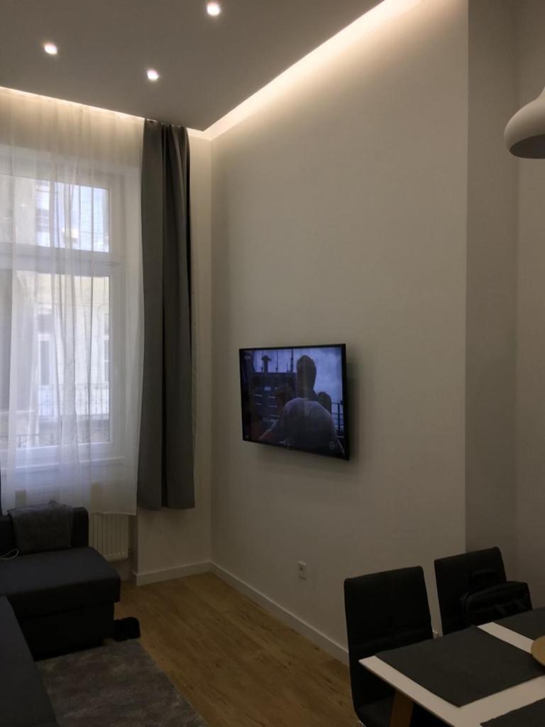 Colton Budapest Paulay Apartments Budapeste Exterior foto